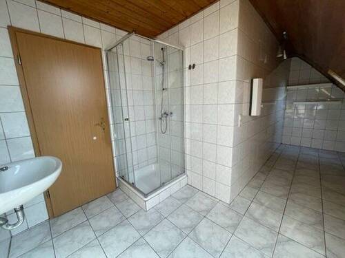 Badezimmer im DG des Neubaues - 