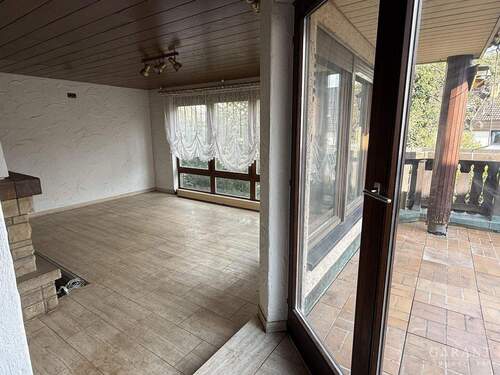 Wohnzimmer EG - 1 Zimmer Mehrfamilienhaus, Wohnhaus in Aichtal