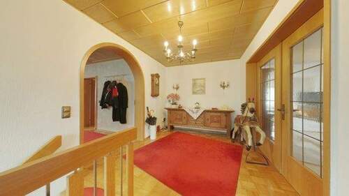 01_Eingangsbereich - 5 Zimmer Einfamilienhaus zum Kaufen in Solms