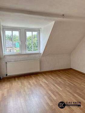 Dachgeschoss - Doppelhaushälfte mit 163,00 m&sup2; in Freiberg zum Kaufen