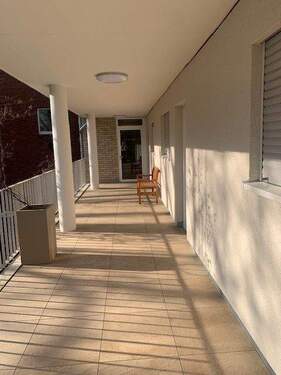 Laubengang1 1.OG.jpg - 