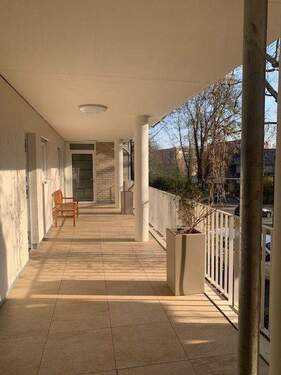 Laubengang 1.OG.jpg - 