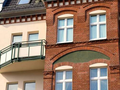 Fassade - 2 Zimmer Etagenwohnung in Berlin