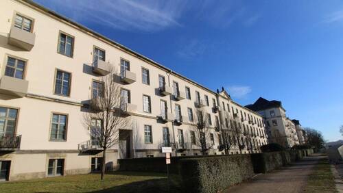 Vorderansicht - 2 Zimmer Etagenwohnung zum Kaufen in Dresden