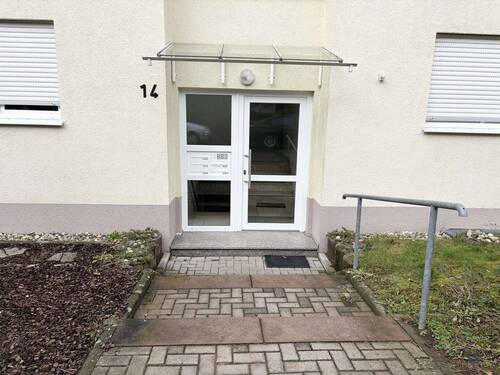 Eingang - Etagenwohnung mit 96,00 m&sup2; in Rodenbach zum Kaufen