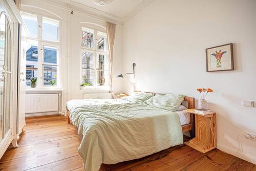 Schlafzimmer - 2 Zimmer Etagenwohnung zum Kaufen in Berlin