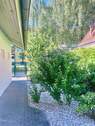 Haustür Richtung Garten-Pforte - 