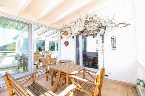 Loggia 1.OG - Zentral mit viel Potential: Wohn und Geschäftshaus in Villingen-Schwenningen