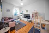 Wohnzimmer - 2 Zimmer Etagenwohnung in Berlin