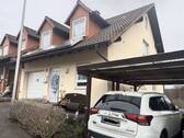 Carport + Garage - Viel Platz - Doppelhaushälfte mit Garten & Sommergarten