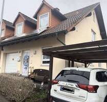 Viel Platz - Doppelhaushälfte mit Garten & Sommergarten - Leidersbach Roßbach