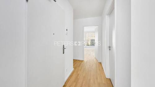 Flur (Beispiel) - 2 Zimmer Etagenwohnung zur Miete in Hamburg