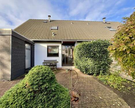 Bild 1 - DHH mit ansprechendem Grundriss in Laatzen zu verkaufen!