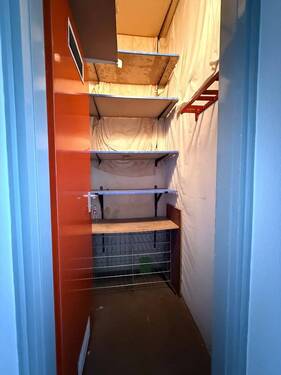 Abstellkammer im Treppenhaus - 