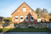 Außenansicht - 3 Zimmer Doppelhaushälfte in Wenningstedt-Braderup (Sylt)