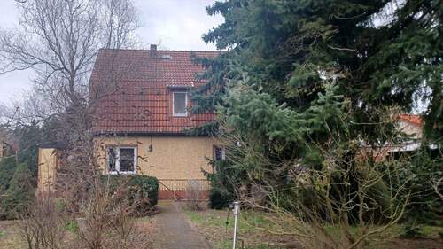Straßenansicht - Älteres Haus sucht Handwerker - 299.000,00 EUR Kaufpreis, ca.  91,00 m² Wohnfläche