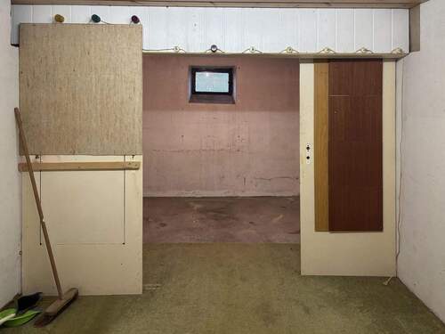 großer Kellerraum - 