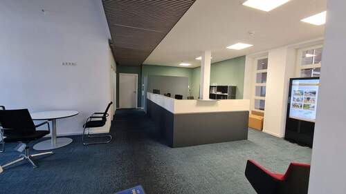 Empfangsbereich EG - 