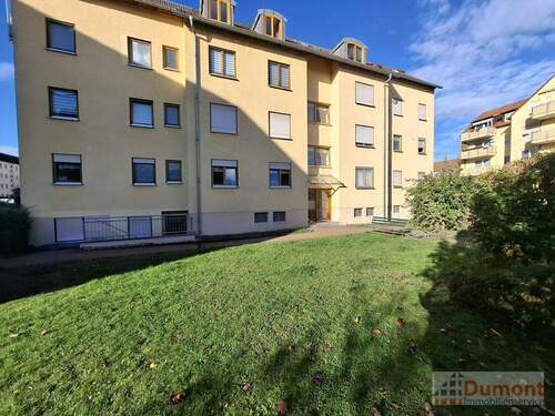 Außenansicht - Helle Dachgeschosswohnung mit Balkon und großzügigem Grundriss nahe am Geiseltalsee!