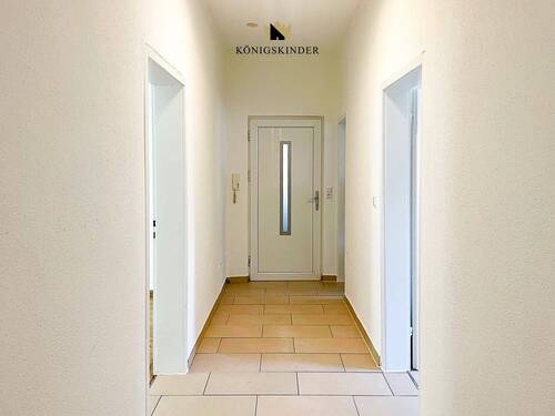 Flur - 4 Zimmer Etagenwohnung zum Kaufen in Ulm