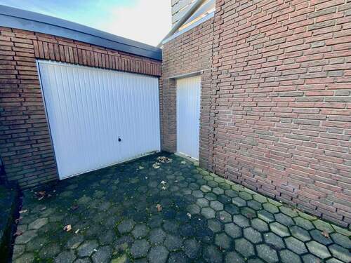 Garage - 4 Zimmer Doppelhaushälfte in Werne