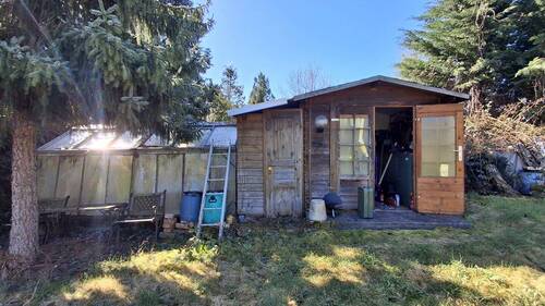 Werkstatt und Gewächshaus - 