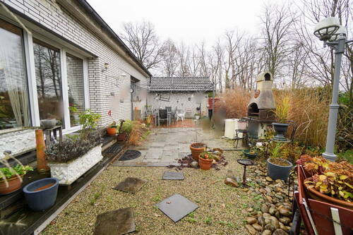 Blick zu Terrasse 1 - 