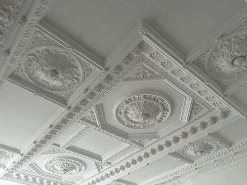 Stuck - 5 Zimmer Etagenwohnung zur Miete in Halle (Saale)