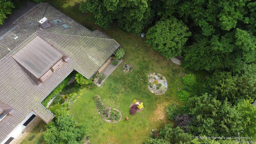 Haus und Grundstück - 