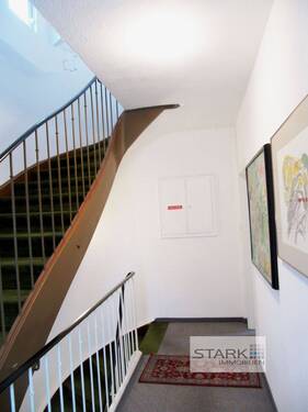 Hausflur und Treppenhaus.jpg - 