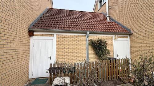 Zugang Garage von hinten - 