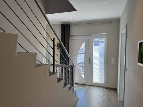 Eingangsbereich / Diele - 5 Zimmer Einfamilienhaus zum Kaufen in Hochdonn