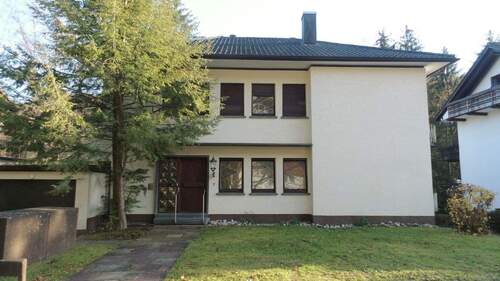 Straßenansicht - 