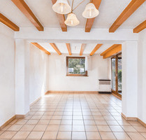 Chance zum Traumhaus - Einfamilienhaus mit Gestaltungspotenzial - Reutlingen Sondelfingen