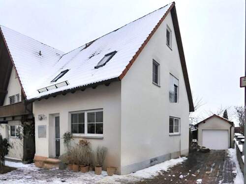 Außenansicht - Ihr eigenes Reihenendhaus - 244.000,00&nbsp;EUR Kaufpreis, ca.&nbsp; 93,00&nbsp;m&sup2;&nbsp;Wohnfl&auml;che