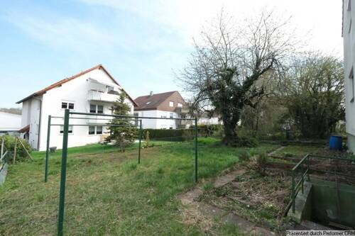Garten Blick nach Südost - 6 Zimmer Mehrfamilienhaus, Wohnhaus in Remseck