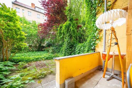 Terasse mit Garten - 1 Zimmer Terrassenwohnung in Berlin