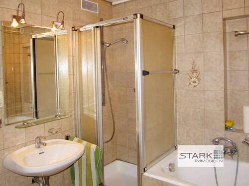 2 OG Bad Dusche.jpg - 