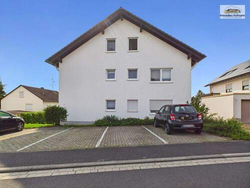 03_Komfortabel: Garage und Außenstellplatz im Preis enthalten - 3 Zimmer Etagenwohnung in Alzenau