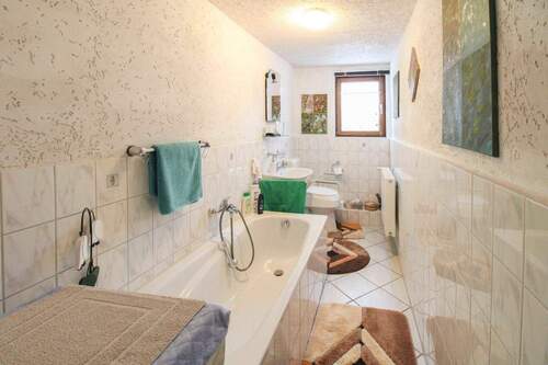 Badezimmer 1.OG WE2 - 