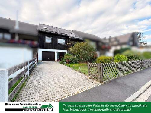 Frontansicht - 7 Zimmer Reihenmittelhaus zum Kaufen in Selb