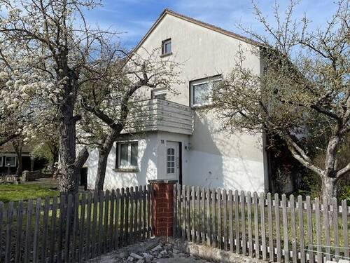 Titelbild - Doppelhaushälfte mit Garten & Garage in guter Lage von Bad Windsheim