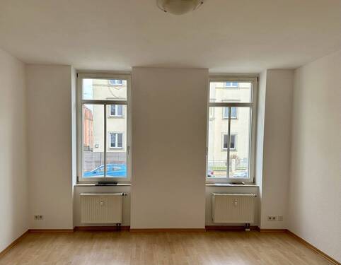 Wohnzimmer - 2 Zimmer Etagenwohnung in Dresden