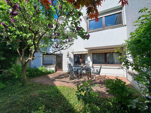 Außenansicht - Großzügige 4,5 Zi. Wohnung in gepflegtem Terrassenhaus an der Wangener Höhe mit Blick auf Rotenberg