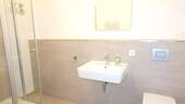 Modernes Duschbad - 