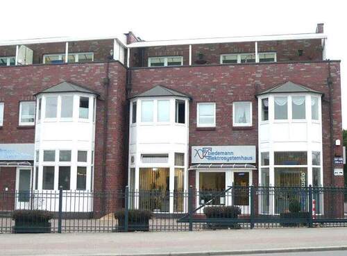 Hausansicht - 2 Zimmer Etagenwohnung zur Miete in Rahlstedt