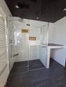 und großer Dusche - 