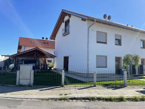 Haus vlinks - 8 Zimmer Doppelhaushälfte in Mühldorf