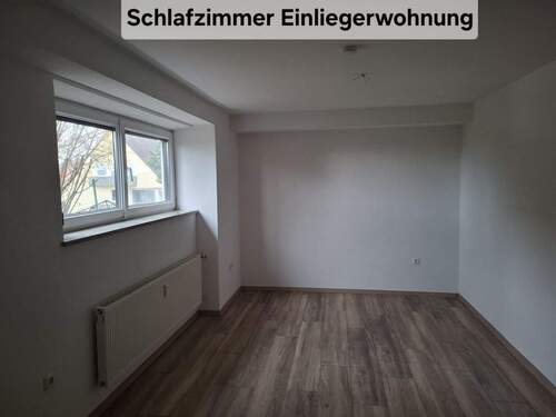 Schlafzimmer Einliegerwohnung.jpg - 