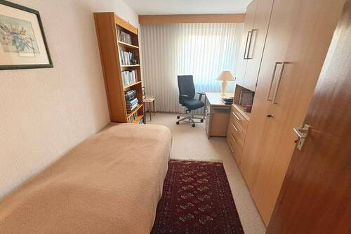 Zimmer - Etagenwohnung mit 82,00 m&sup2; in Stuttgart zum Kaufen